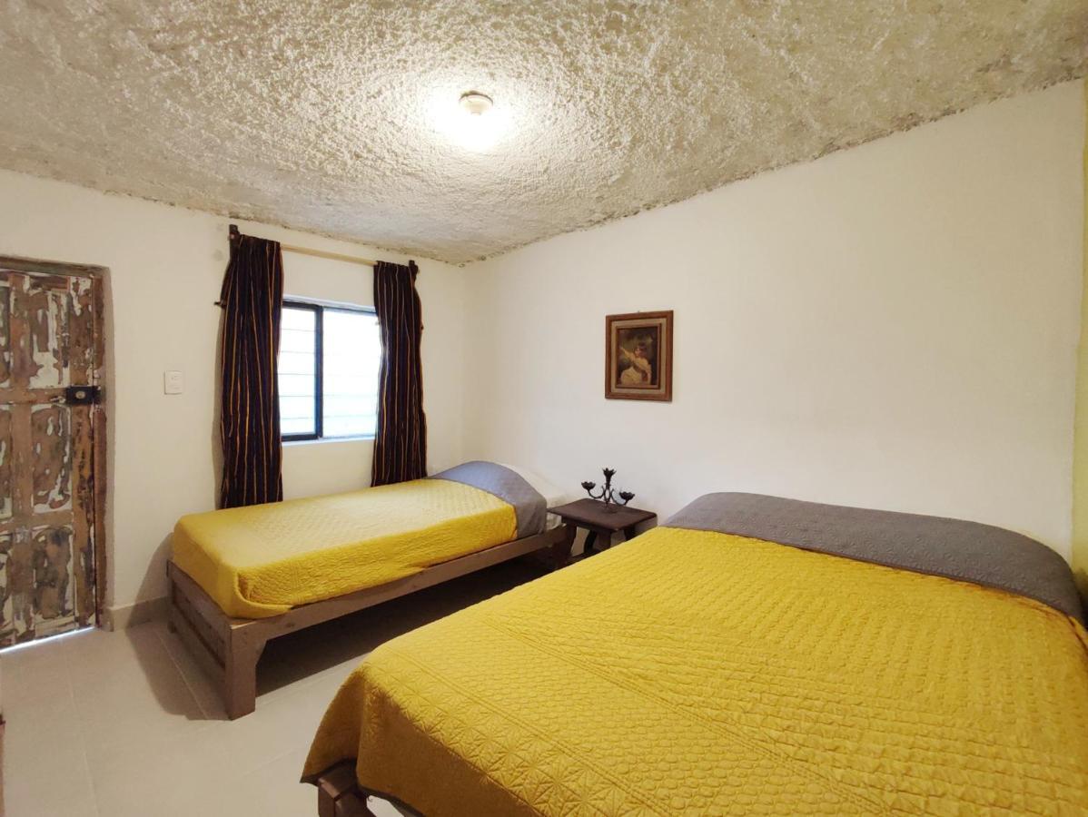Hostal Ikal San Cristóbal de Las Casas Zimmer foto